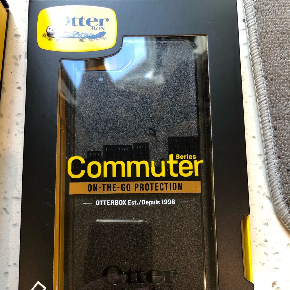 Otter Box Commter Iphone SE iphone 8 iphone 7